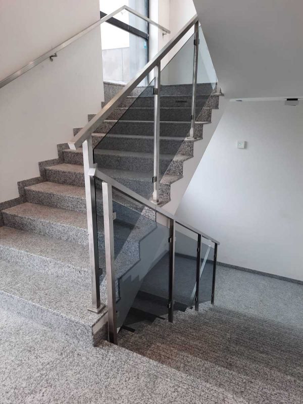 RVS BALUSTRADES MET GLASVULLING 