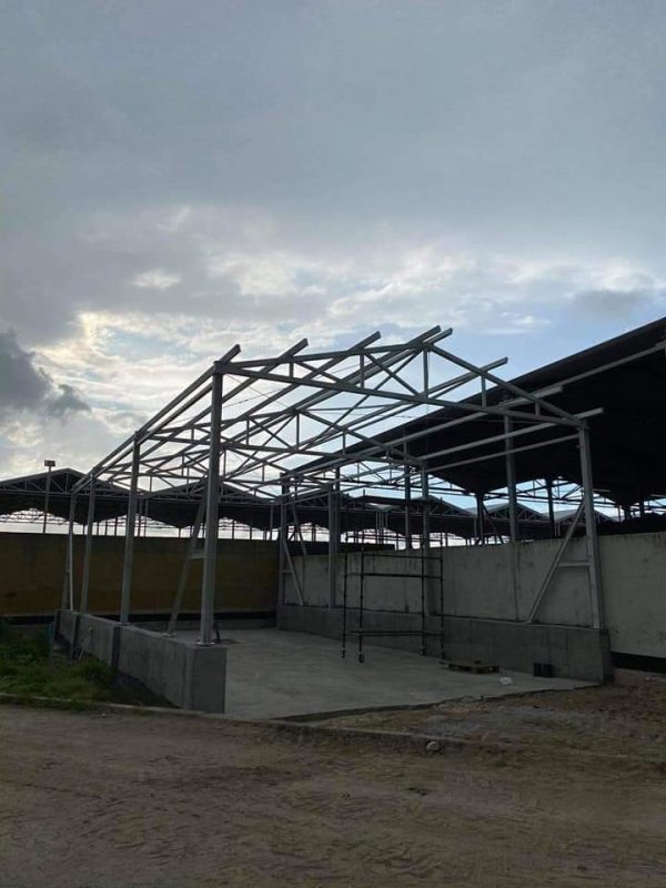 STAALCONSTRUCTIES VOOR HALLEN 