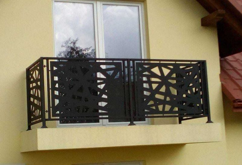 DECORATIEVE METALEN BALUSTRADES 